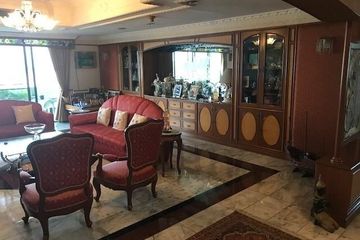 3 Bedroom Condo for sale in Oriental Towers, Khlong Tan Nuea, Bangkok near BTS Thong Lo