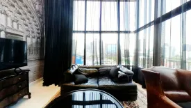 2 Bedroom Condo for sale in The Emporio Place, Khlong Tan, Bangkok near BTS Phrom Phong