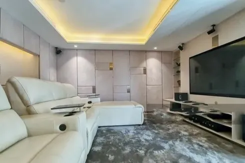 2 Bedroom Condo for sale in MUNIQ Sukhumvit 23, Khlong Toei Nuea, Bangkok near MRT Sukhumvit