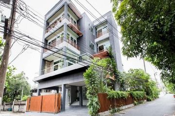 5 Bedroom Villa for sale in Phra Khanong Nuea, Bangkok near BTS Ekkamai