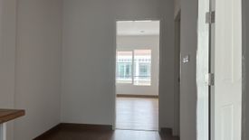 3 Bedroom Townhouse for sale in Baan Klangkrung Sathorn, Bang Khlo, Bangkok