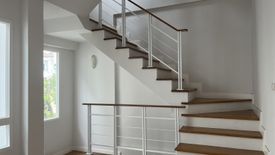 3 Bedroom Townhouse for sale in Baan Klangkrung Sathorn, Bang Khlo, Bangkok