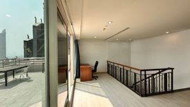 3 Bedroom Condo for sale in Watermark Chaophraya River, Bang Lamphu Lang, Bangkok