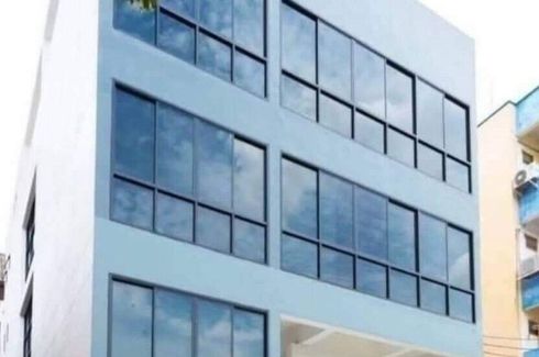 Office for sale in Huai Khwang, Bangkok