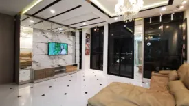 2 Bedroom Condo for sale in Noble Ploenchit, Lumpini, Bangkok near BTS Ploen Chit