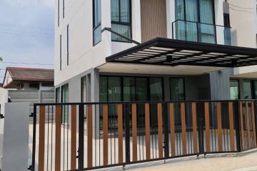 3 Bedroom Townhouse for rent in Nue Noble Connex House Don Mueang, Sanam Bin, Bangkok