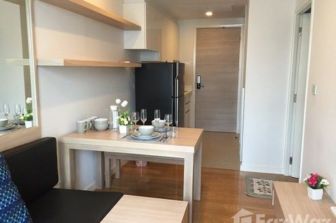 1 Bedroom Condo for rent in Condolette Light Convent, Silom, Bangkok near BTS Chong Nonsi