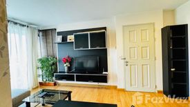 2 Bedroom Condo for rent in Life Ratchadapisek, Huai Khwang, Bangkok near MRT Huai Khwang