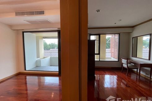 2 Bedroom Condo for sale in Baan Chao Praya, Khlong San, Bangkok near BTS Saphan Taksin