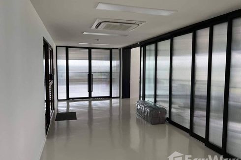 Office for sale in Flora Ville, Suan Luang, Bangkok near Airport Rail Link Hua Mak