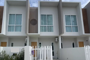 2 Bedroom Townhouse for rent in Si Sunthon, Phuket