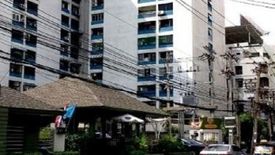 2 Bedroom Condo for sale in Ruenrudee Condominium, Khlong Toei Nuea, Bangkok near BTS Ploen Chit