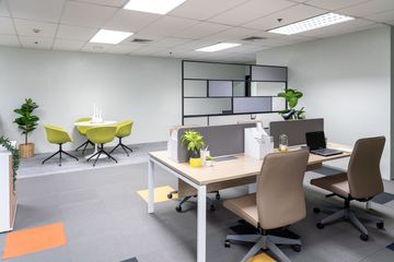 Office for rent in Modernform Srinakarin, Suan Luang, Bangkok near MRT Khlong Kalantan