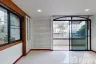 3 Bedroom Townhouse for rent in Private Sukhumvit, Khlong Tan Nuea, Bangkok near BTS Thong Lo