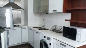 1 Bedroom Condo for rent in Baan Sathorn Condo, Khlong Toei Nuea, Bangkok near MRT Phetchaburi