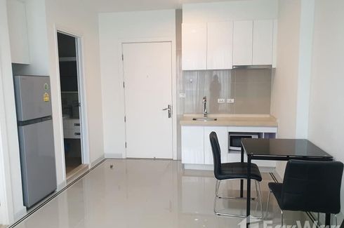 1 Bedroom Condo for rent in T.C. Green, Huai Khwang, Bangkok near MRT Phetchaburi