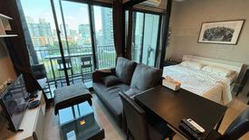 1 Bedroom Condo for rent in Condolette Midst Rama 9, Huai Khwang, Bangkok near MRT Phra Ram 9