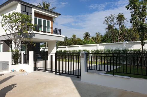 4 Bedroom House for sale in The Pana Petchkasem - Sai 3, Bang Phai, Bangkok