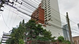 Condo for sale in First Tower condominium, Khlong Toei Nuea, Bangkok near Airport Rail Link Makkasan