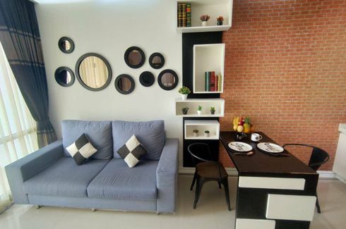 1 Bedroom Condo for sale in T.C. Green, Huai Khwang, Bangkok near MRT Phetchaburi