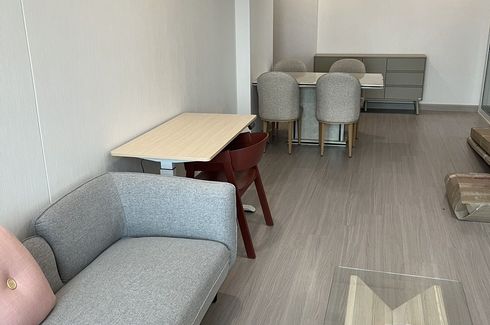 2 Bedroom Condo for rent in Maha Phruettharam, Bangkok near MRT Hua Lamphong