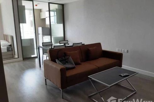 1 Bedroom Condo for rent in The Room Sathorn - TanonPun, Silom, Bangkok near BTS Surasak