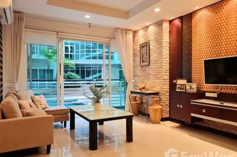 2 Bedroom Condo for rent in The Avenue Sukhumvit 61, Khlong Tan Nuea, Bangkok near BTS Ekkamai