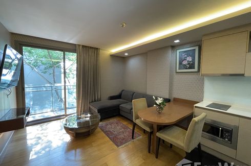 1 Bedroom Condo for sale in Via Botani, Khlong Tan Nuea, Bangkok near BTS Phrom Phong