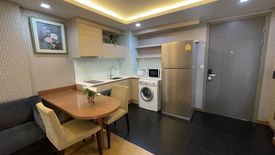 1 Bedroom Condo for sale in Via Botani, Khlong Tan Nuea, Bangkok near BTS Phrom Phong