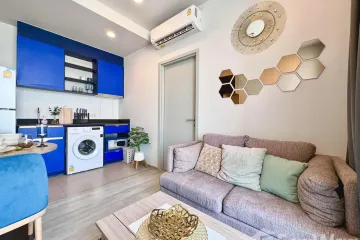 2 Bedroom Condo for rent in XT Ekkamai, Khlong Tan Nuea, Bangkok