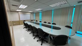 Office for rent in Ayothaya Tower, Huai Khwang, Bangkok near MRT Sutthisan