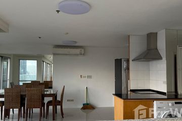 2 Bedroom Condo for rent in Silom Suite, Silom, Bangkok near BTS Chong Nonsi