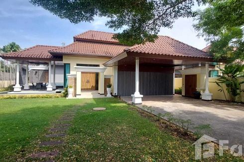 3 Bedroom Villa for sale in Choeng Thale, Phuket