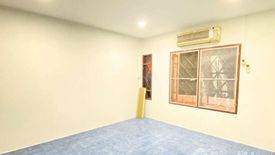 3 Bedroom Townhouse for sale in Nakhon Pathom, Nakhon Pathom