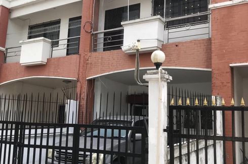 3 Bedroom Townhouse for rent in Suan Luang, Bangkok