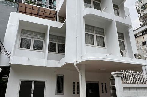 4 Bedroom Townhouse for rent in Silom, Bangkok near BTS Chong Nonsi