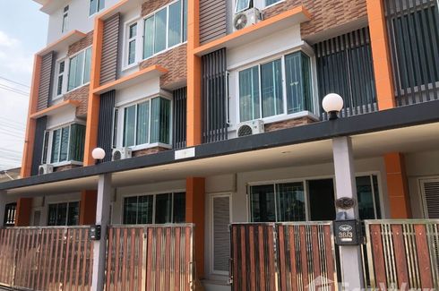 3 Bedroom Townhouse for rent in Min Buri, Bangkok near MRT Min Buri Market