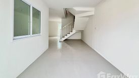 3 Bedroom Townhouse for sale in Nai Mueang, Nakhon Ratchasima