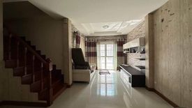 3 Bedroom Townhouse for sale in Wandee 2, Khlong Maduea, Samut Sakhon