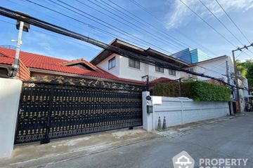 4 Bedroom House for rent in Sam Sen Nai, Bangkok near BTS Sanam Pao