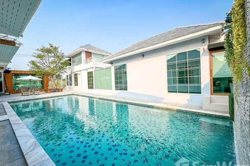 11 Bedroom Villa for sale in Na Jomtien, Chonburi