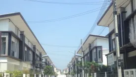 3 Bedroom Townhouse for sale in Baan Fah Piyarom, Bueng Kham Phroi, Pathum Thani