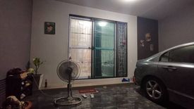 3 Bedroom Townhouse for sale in Khlong Si, Pathum Thani