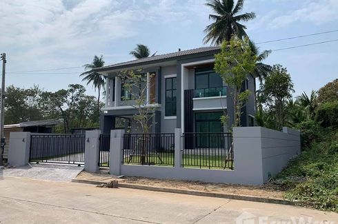 House for sale in Krisda City Golf Hills, Bang Krabao, Nakhon Pathom