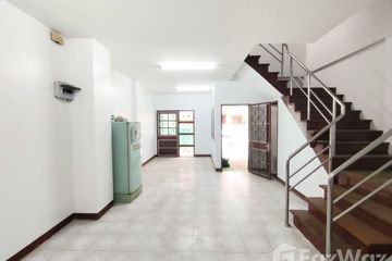 4 Bedroom Townhouse for sale in Nong Khang Phlu, Bangkok near MRT Phutthamonthon Sai 4