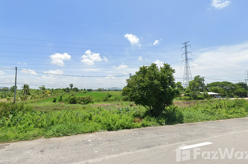 Land for sale in Suea Hok, Chainat