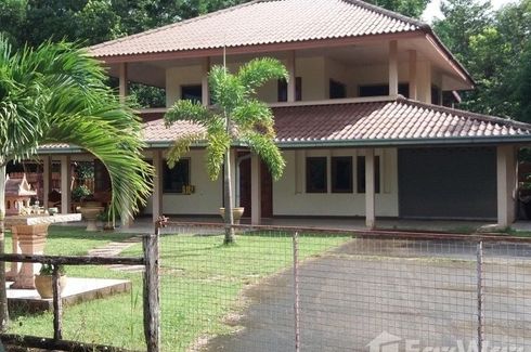 6 Bedroom House for sale in Khlong Khut, Chanthaburi