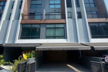 3 Bedroom Townhouse for sale in Arden Pattanakarn, Suan Luang, Bangkok near BTS On Nut