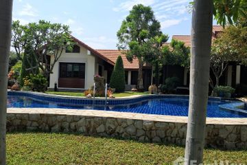 9 Bedroom Villa for sale in Nong Ngu Lueam, Nakhon Pathom