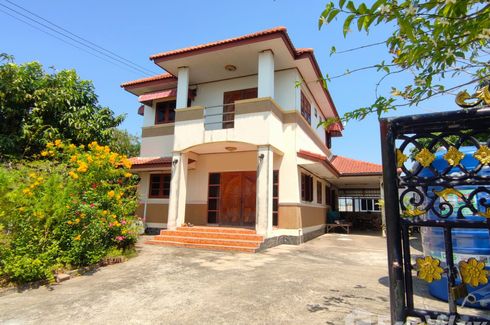 5 Bedroom House for sale in Nai Mueang, Yasothon